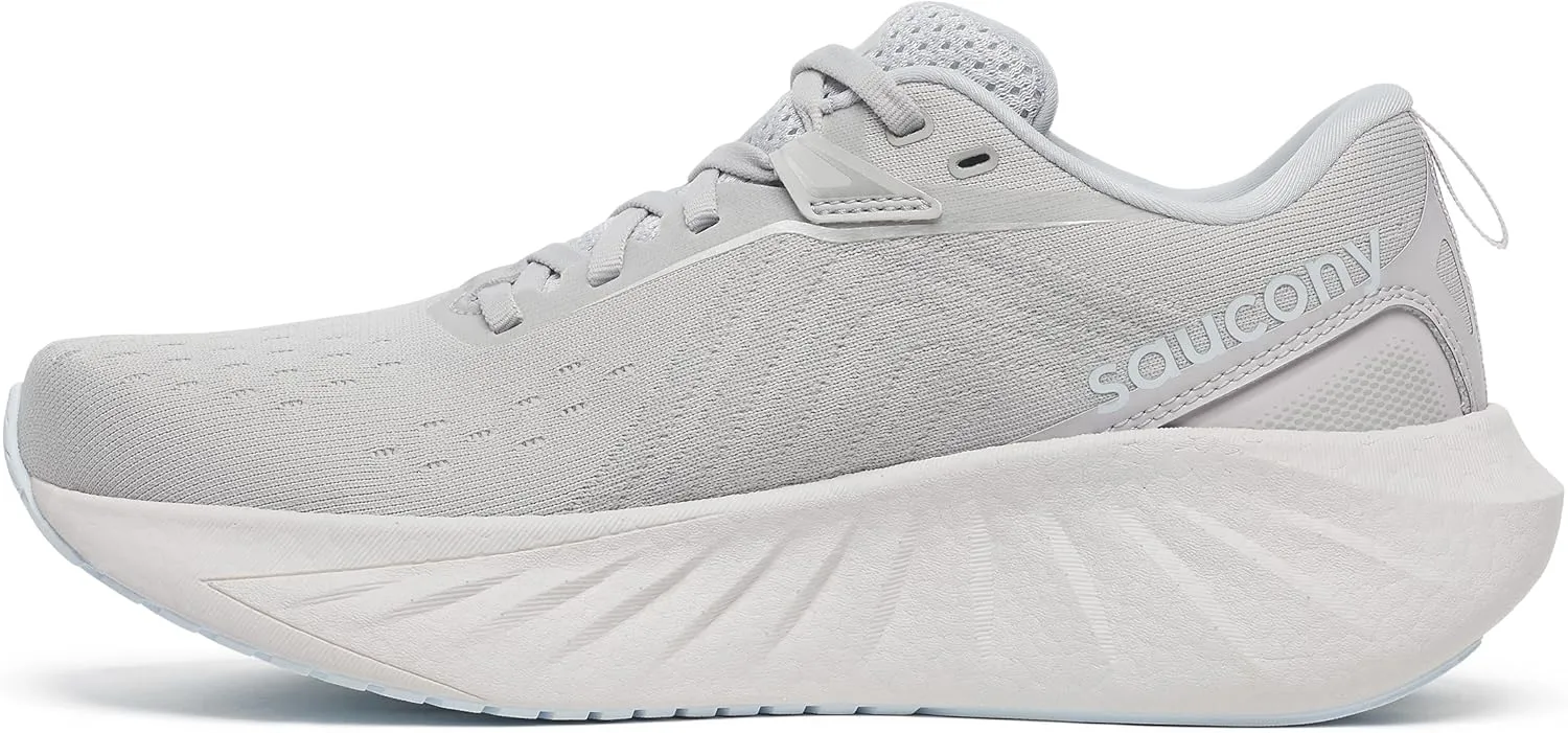 Saucony Women's Triumph 22 Sneaker